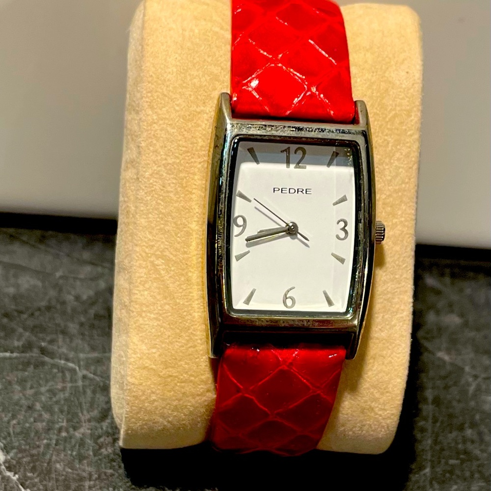 SALE!!! 2 for 30 Ladies Pedre Leather Band Watch- NWOT- New Battery
(12)